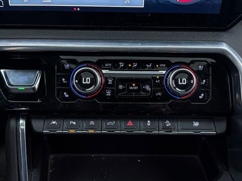 Used 2022 GMC Sierra 1500 Denali w/ Denali Reserve Package image 26