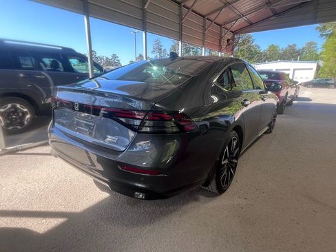 Used 2024 Honda Accord Touring image 4