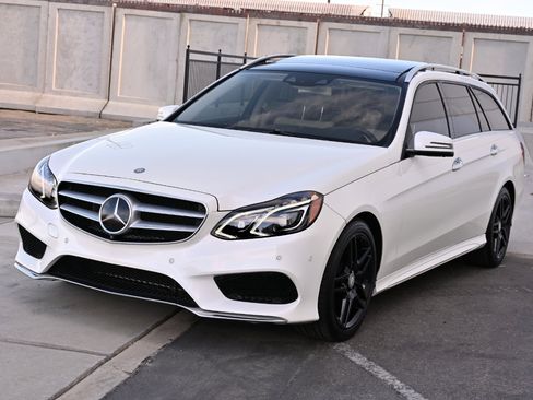 Used 2015 Mercedes-Benz E 350 4MATIC Wagon image 11
