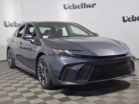 New 2026 Toyota Camry SE FWD image 1