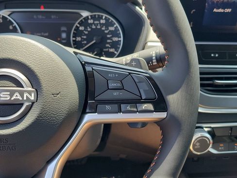 New 2026 Nissan Altima 2.5 SR FWD image 7