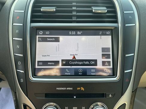 Used 2020 Lincoln Nautilus Reserve AWD/4WD image 22