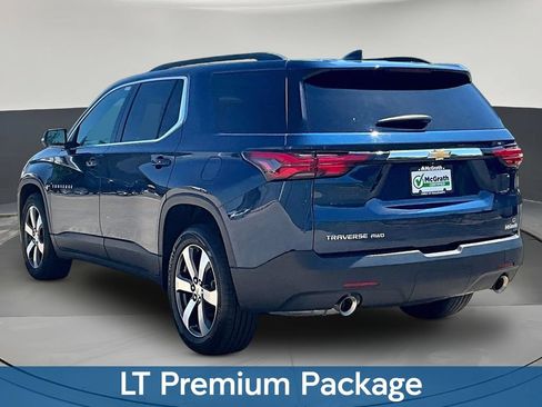 Used 2023 Chevrolet Traverse LT w/ LT Premium Package AWD/4WD image 5