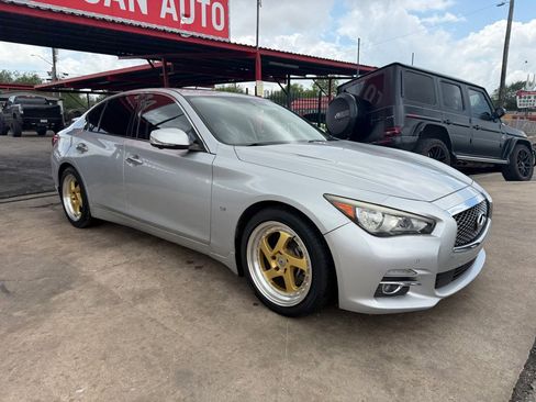 Used 2015 INFINITI Q50 Premium w/ Technology Package RWD image 18