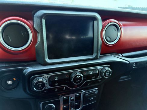 Used 2020 Jeep Wrangler Unlimited Rubicon image 16