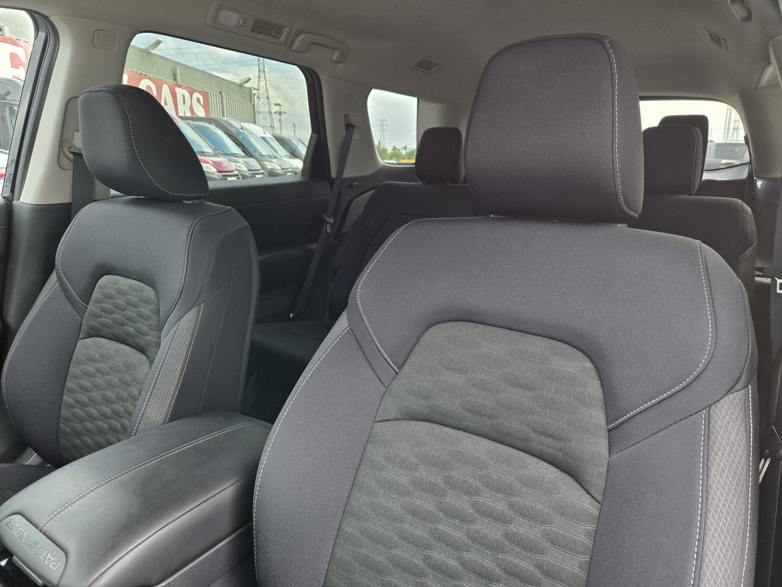 Used 2026 Nissan Pathfinder SV FWD image 22