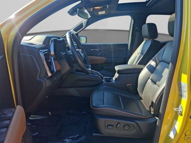 Used 2023 GMC Canyon AT4 w/ AT4 Premium Package AWD/4WD image 15