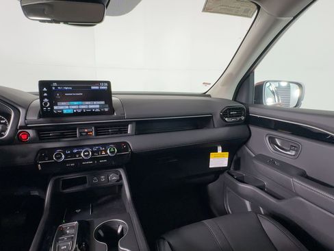 New 2025 Honda Pilot EX-L image 27