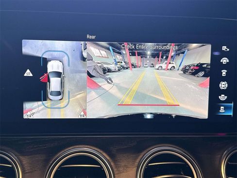 Used 2022 Mercedes-Benz E 350 4MATIC Sedan image 27