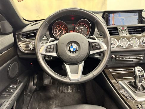 Used 2014 BMW Z4 sDrive28i image 24
