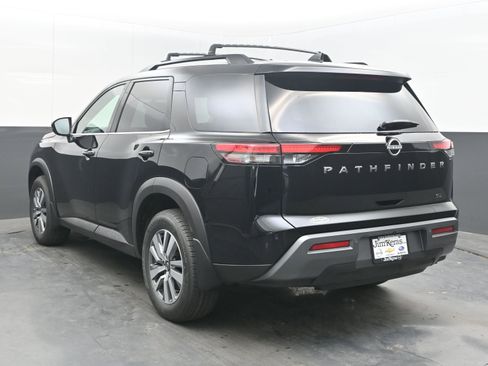 New 2026 Nissan Pathfinder SL FWD image 6