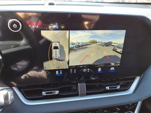 New 2026 Chevrolet Equinox LT w/ Safety and Technology Package image 19