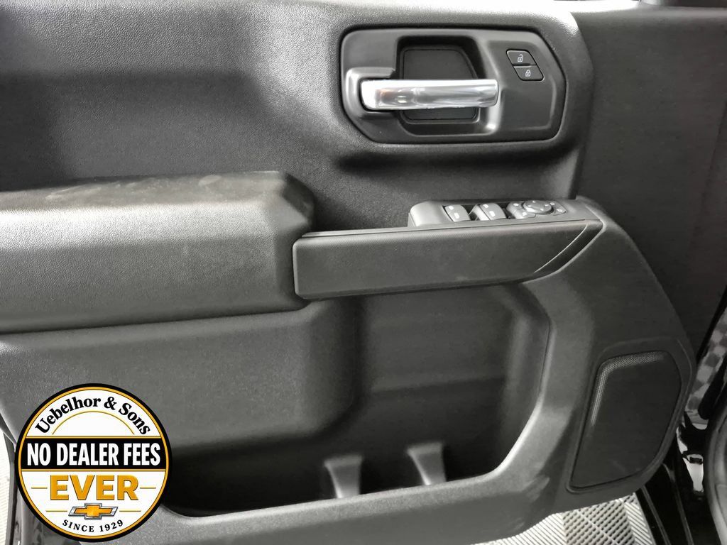New 2026 Chevrolet Silverado 2500 Custom w/ Custom Value Package AWD/4WD image 14