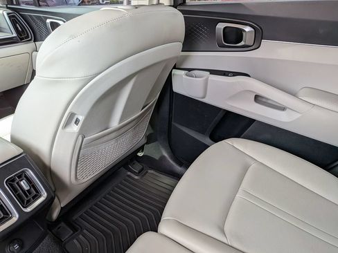 Used 2025 Kia Sorento S w/ Panoramic Sunroof Package FWD image 34