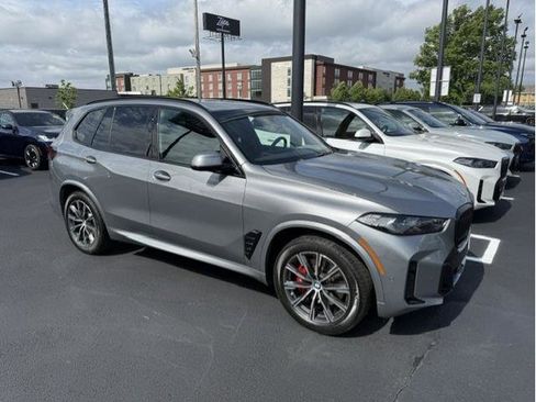 Used 2026 BMW X5 xDrive40i w/ M Sport Package AWD/4WD image 1