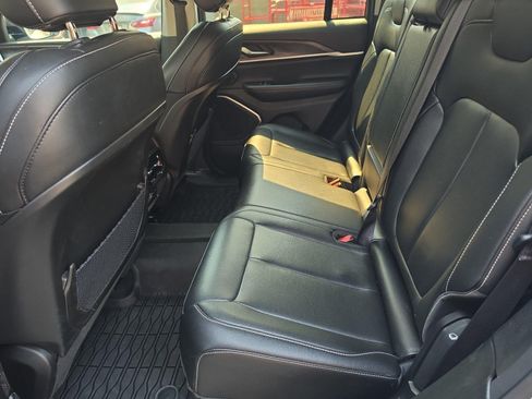 Used 2023 Jeep Grand Cherokee 4WD 4xe image 27