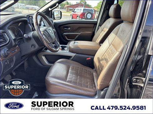Used 2021 Nissan Titan Platinum Reserve w/ Moonroof Package AWD/4WD image 17