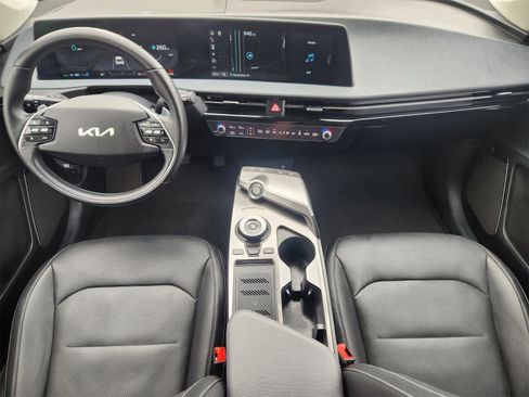 Certified 2024 Kia EV6 Wind image 24