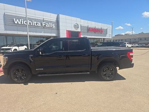 Used 2021 Ford F150 Lariat w/ Equipment Group 502A High AWD/4WD image 2