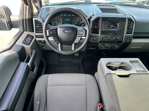 Used 2017 Ford F150 XLT AWD/4WD image 26
