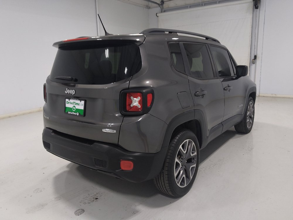 Used 2016 Jeep Renegade Latitude w/ Cold Weather Group AWD/4WD image 9