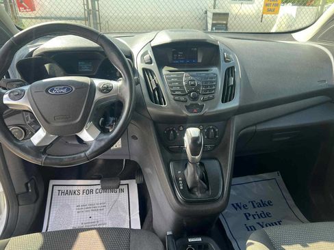 Used 2018 Ford Transit Connect XL image 13