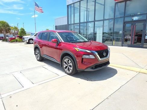 Used 2023 Nissan Rogue SV FWD image 2