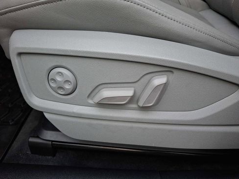 Used 2021 Audi Q5 2.0T Premium Plus image 11