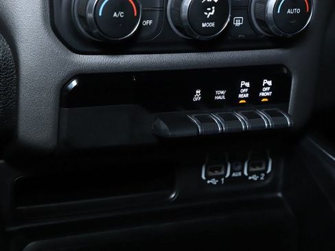 Used 2022 RAM 1500 Big Horn AWD/4WD image 27