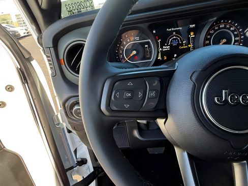 New 2026 Jeep Gladiator Mojave image 29