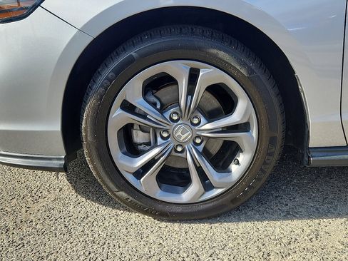 Used 2023 Honda Accord EX image 8