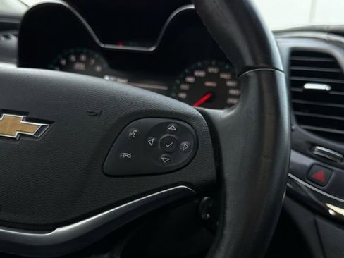 Used 2014 Chevrolet Impala LT image 9