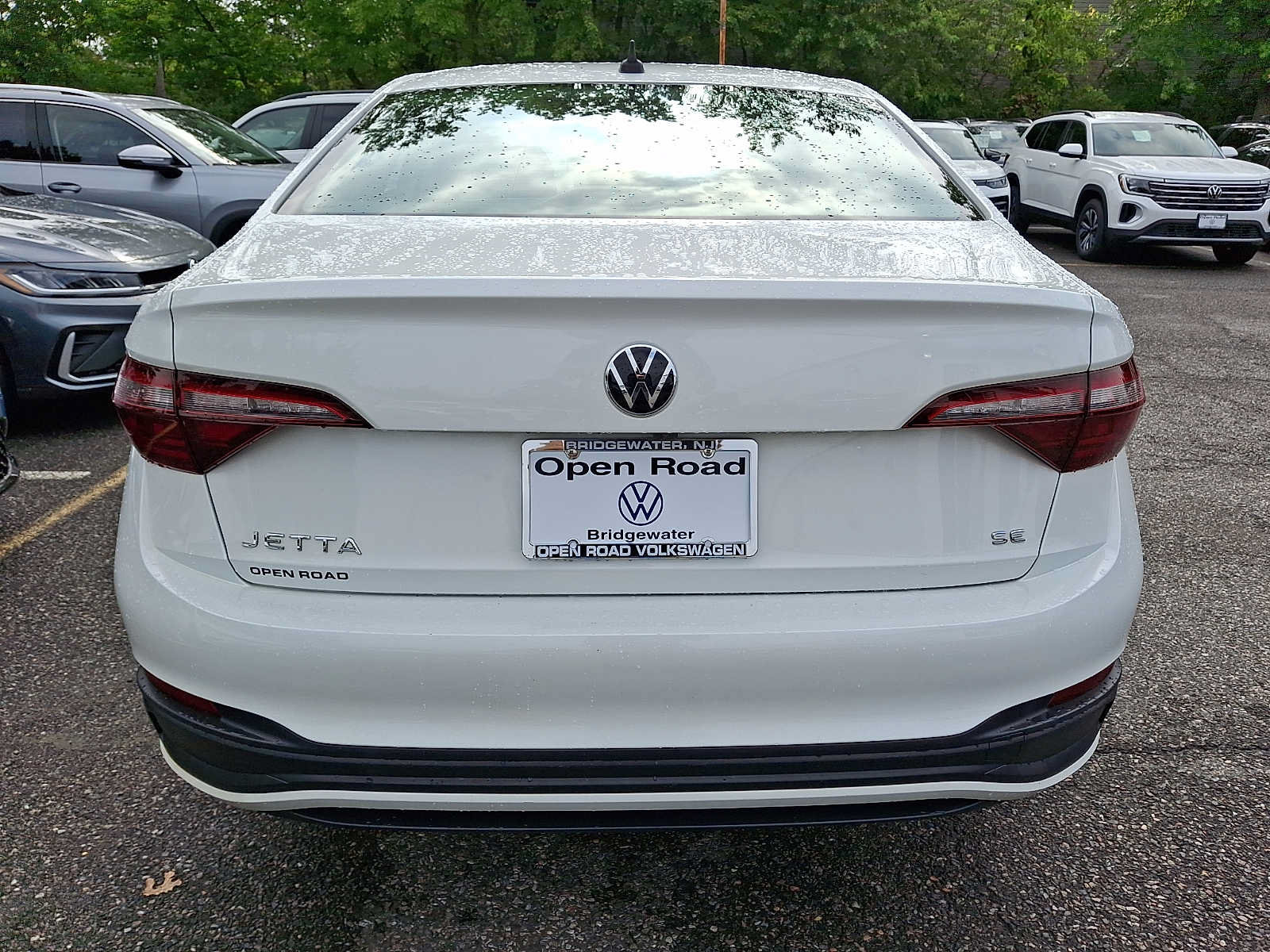 Certified 2023 Volkswagen Jetta SE FWD image 5