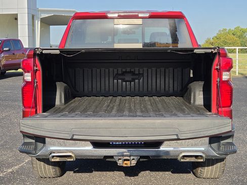 Used 2020 Chevrolet Silverado 1500 LT w/ Texas Edition AWD/4WD image 9