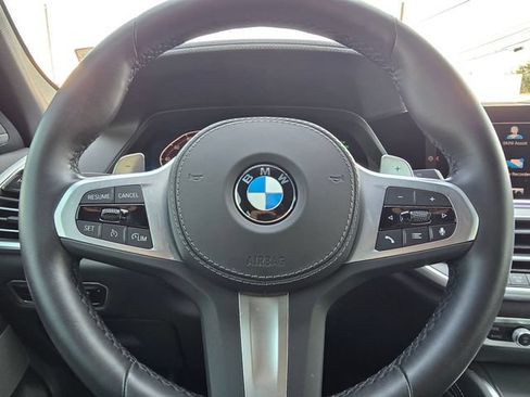 Used 2022 BMW X6 xDrive40i w/ M Sport Package AWD/4WD image 25