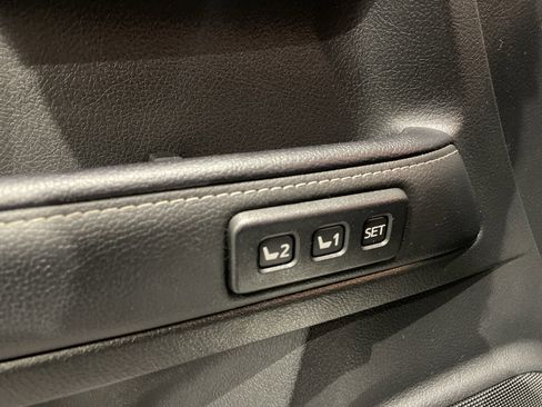 Used 2024 Toyota 4Runner Limited image 16