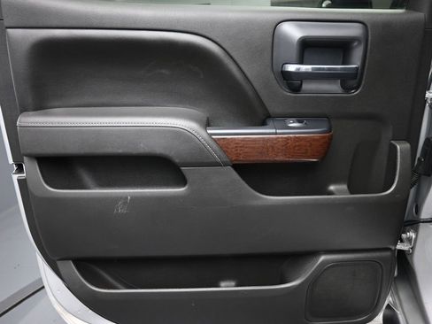 Used 2017 GMC Sierra 1500 SLT w/ Enhanced Driver Alert Package image 23