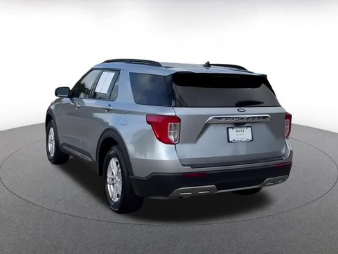 Used 2023 Ford Explorer XLT w/ Equipment Group 202A image 12