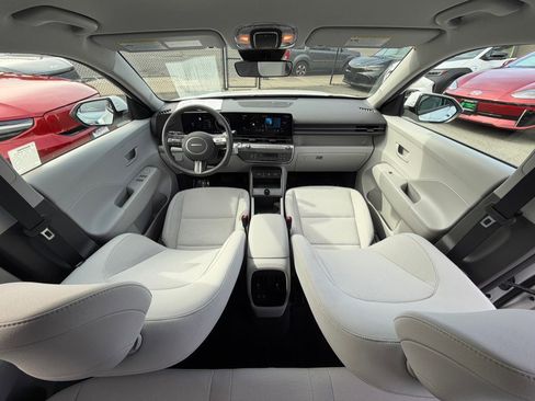 Used 2024 Hyundai Kona SEL image 20