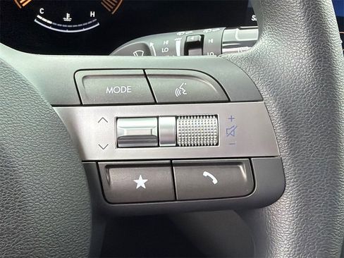 New 2026 Hyundai Kona SE image 25