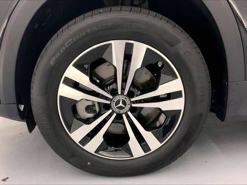 Used 2025 Mercedes-Benz GLB 250 image 8