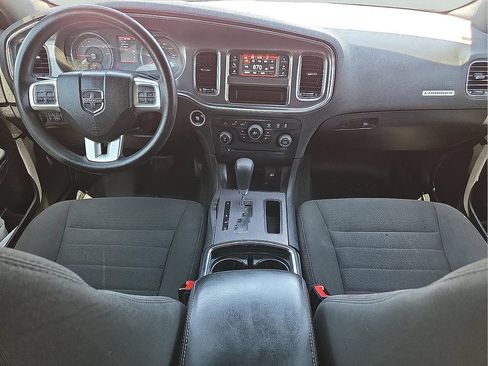 Used 2014 Dodge Charger SE RWD image 12