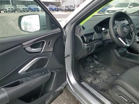 New 2026 Acura RDX SH-AWD image 13