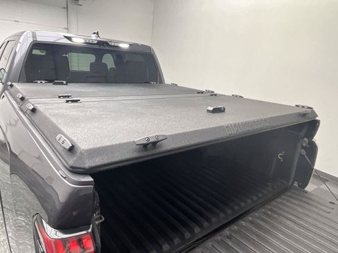 Used 2023 Toyota Tundra Platinum AWD/4WD image 32