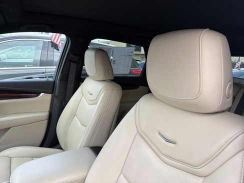 Used 2019 Cadillac XT5 Luxury image 10