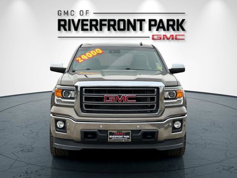 Used 2014 GMC Sierra 1500 SLT w/ SLT Crew Cab Value Package image 8
