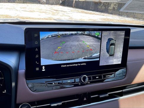 Used 2025 Mitsubishi Outlander SEL image 22