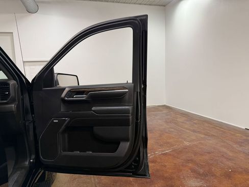 Used 2023 GMC Sierra 1500 Elevation w/ Preferred Package image 61