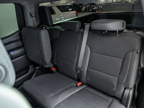 Used 2024 Chevrolet Silverado 1500 Custom Trail Boss w/ LPO, Dark Essentials Package AWD/4WD image 14