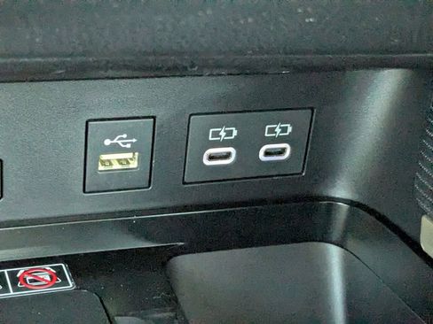 New 2026 Toyota Camry SE FWD image 19